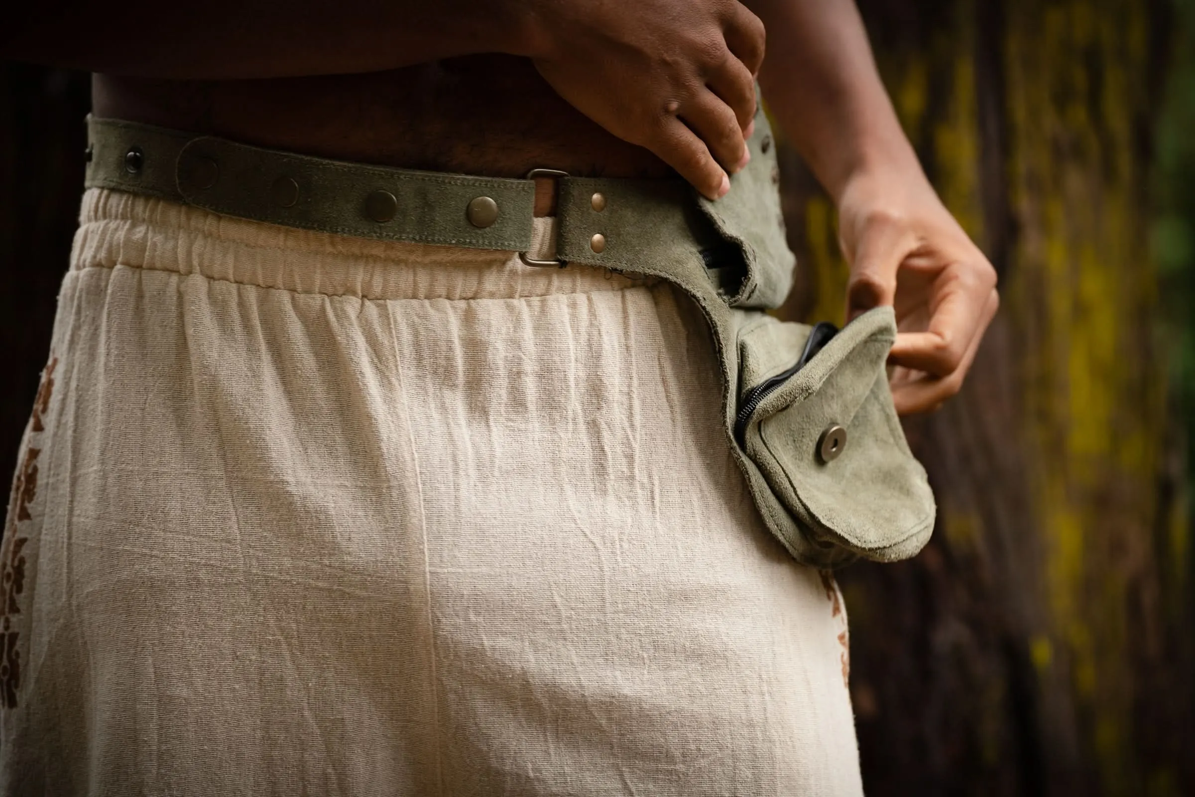 The Nile Recycled Leather Pocket Belt for Men